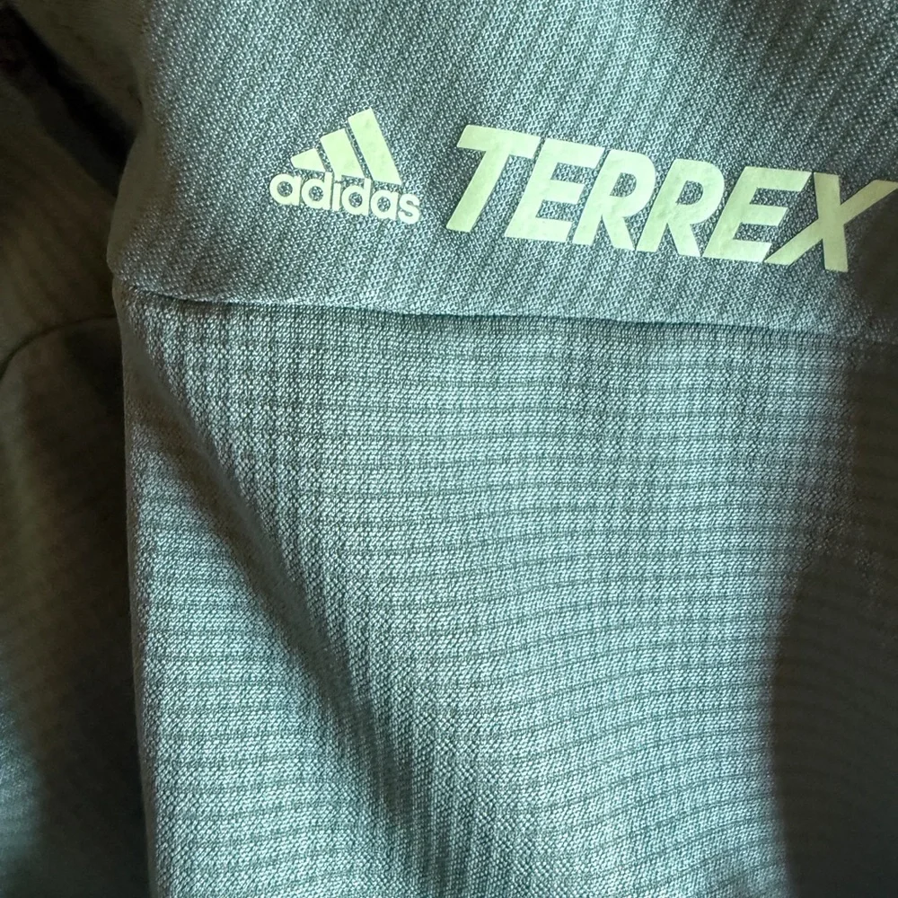 New adidas Terrex Green Men's unisex zip up insulated lightweight Jacket Sz sm